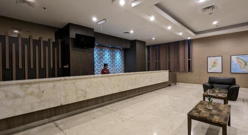 Horison Hotel Pematang Siantar Pematangsiantar Exterior foto