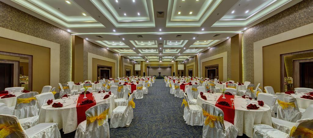 Horison Hotel Pematang Siantar Pematangsiantar Exterior foto